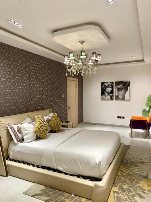 sujimoto luxury
