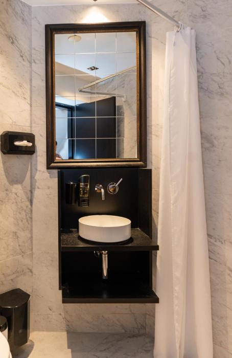 sanda vondel park hotel