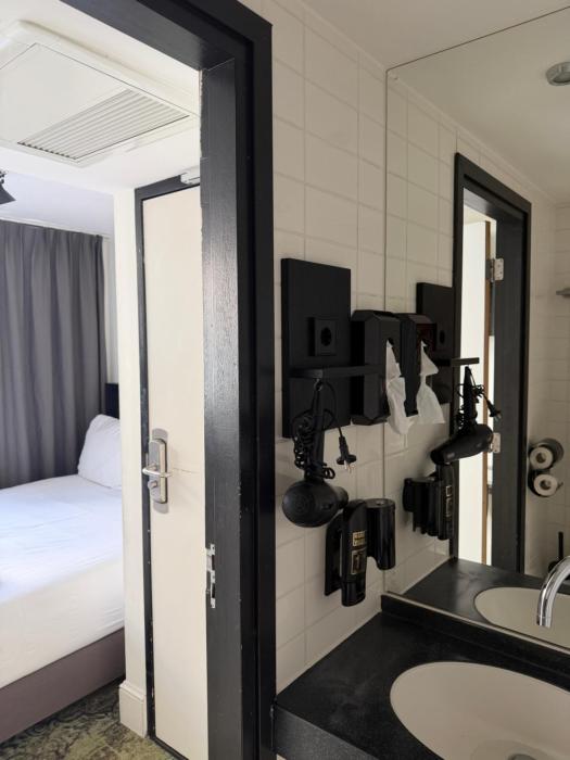 sanda vondel park hotel