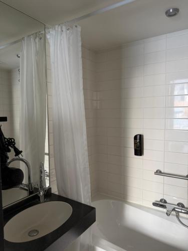 sanda vondel park hotel