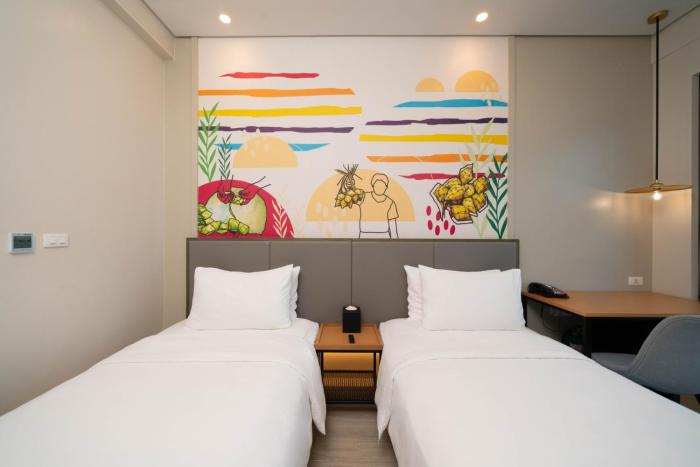 mcollection mactan island stay near beach and airport