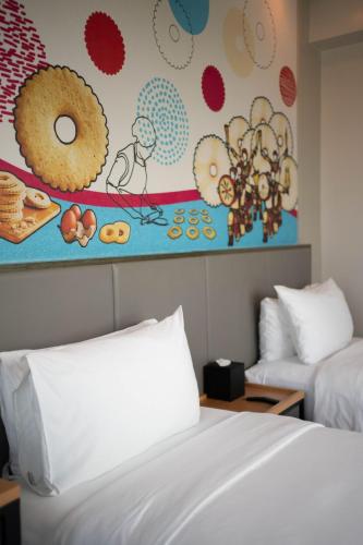 mcollection mactan island stay near beach and airport