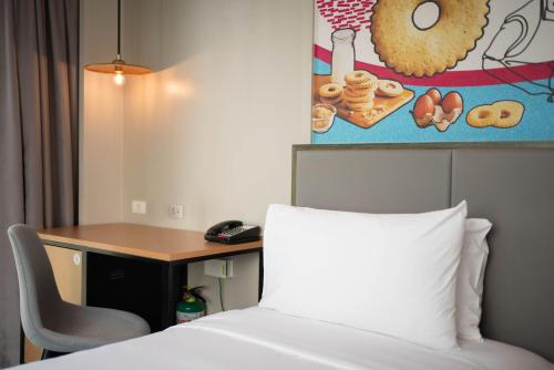 mcollection mactan island stay near beach and airport