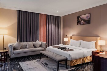 bon hotel pearl jabi lake