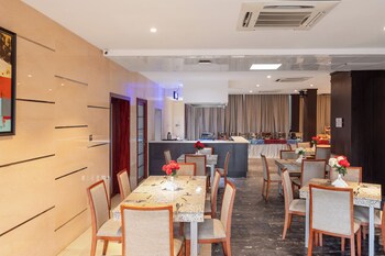 bon hotel pearl jabi lake