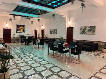 colonial hotel boutique