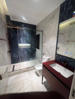 sujimoto residences precious