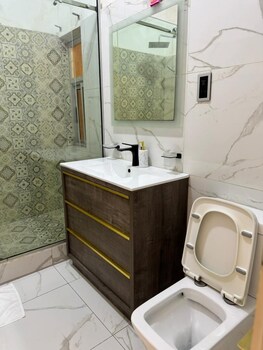 sujimoto residences precious