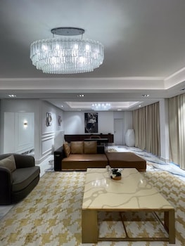 sujimoto residences precious
