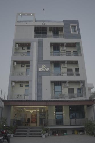 jiwaji palace