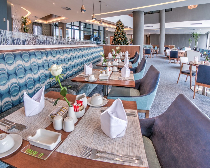 city lodge hotel waterfall city