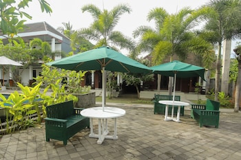 New Bintang Mandalika,,3 star