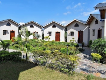 amaris greens resort