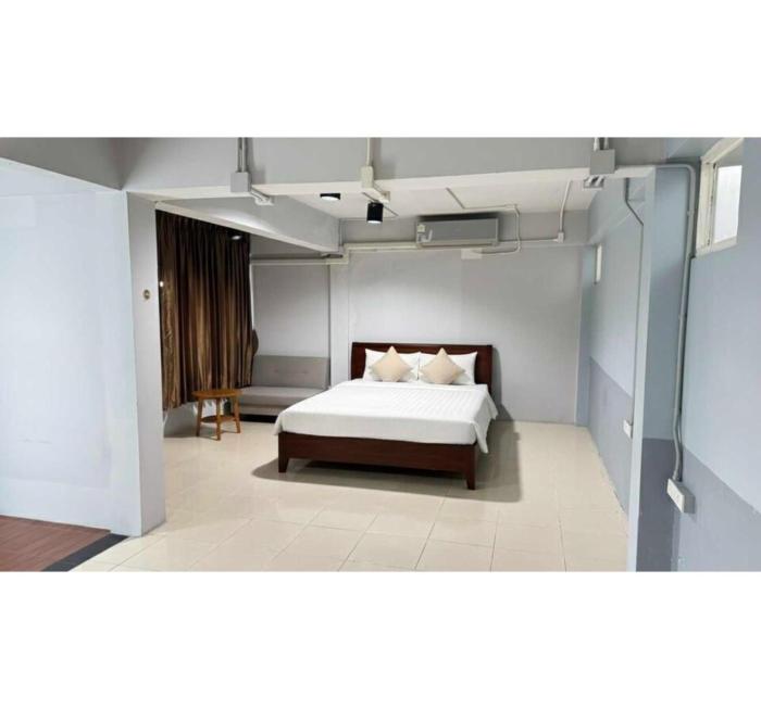 collection o mahidol road