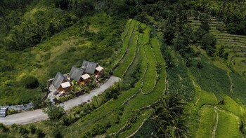 Janggur Baud Hill Nusa Penida,,2 star