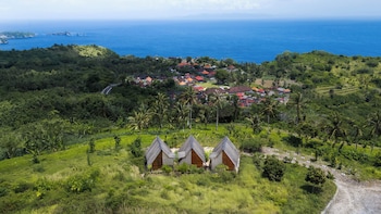 janggur baud hill nusa penida