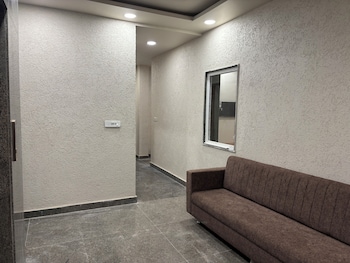 hotel kajal inn