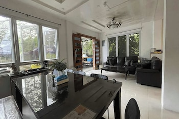 villa teresa esperanza tourist inn