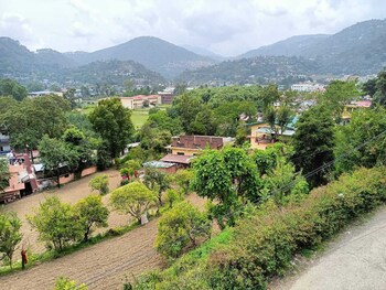 herb club homestay