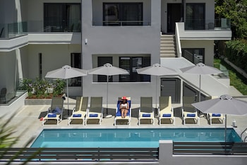 athina suites
