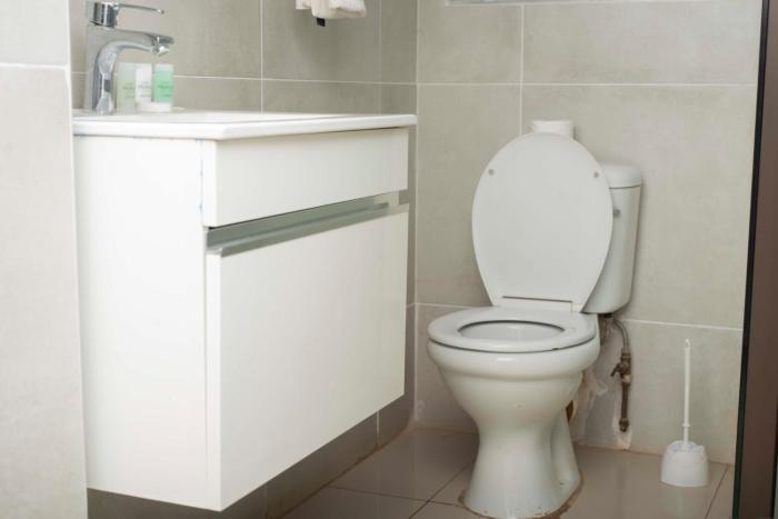 executive comfort with premium workspace 2334
