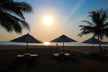 the calm resort and spa