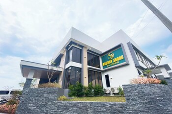 aberry shore resort hotel la union