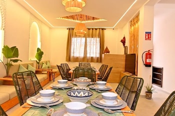 Rayan House,,3 star