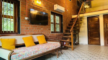 green roots farm stay