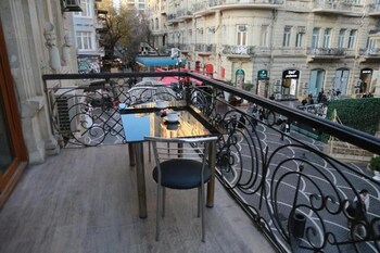 Cosy Hotel Baku,,2 star