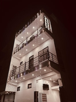 shri krishna palace