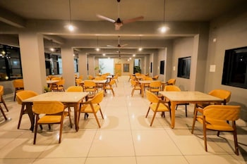 hotel the premier somnath
