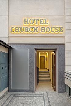 hotel church house rohini i near metro i spacious rooms i friendly staff i most preferred hotel in rohini