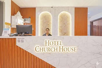hotel church house rohini i near metro i spacious rooms i friendly staff i most preferred hotel in rohini