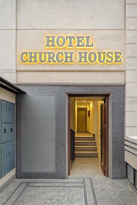 hotel church house rohini i near metro i spacious rooms i friendly staff i most preferred hotel in rohini
