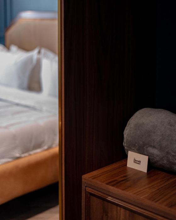 the midnight bloom suite