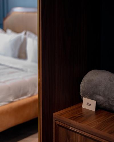 the midnight bloom suite
