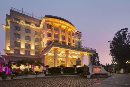 Ramada Plaza By Wyndham Chandigarh Zirakpur,Ambala - Chandigarh Rd,4 star