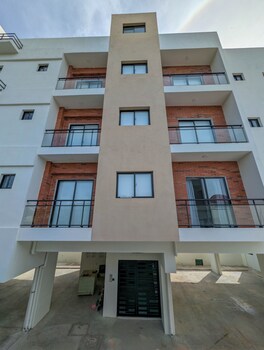 Prado Garden Hotel,,2 star