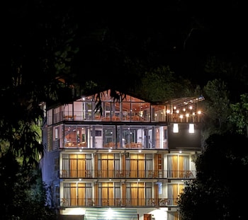 ivory canopy resort