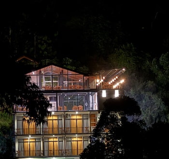 ivory canopy resort