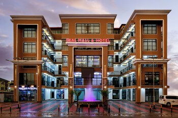 beal mall and hotel