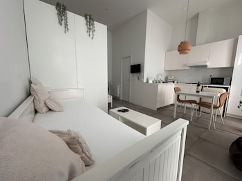 apartamentos avenida america