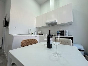 apartamentos avenida america