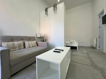 apartamentos avenida america