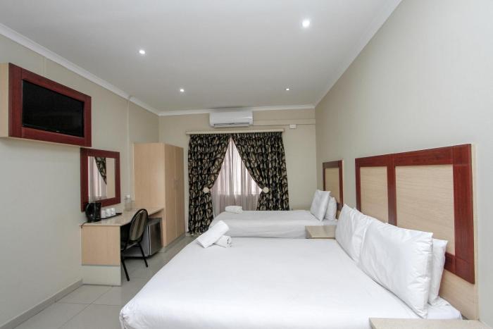 plm palace lodge