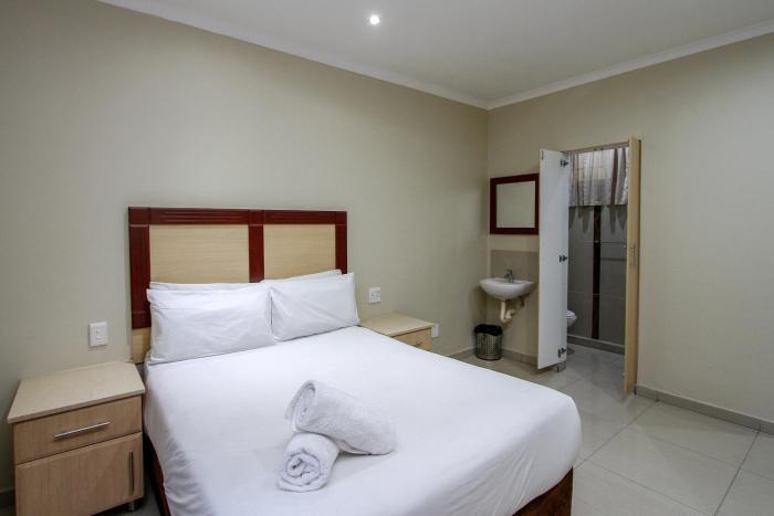 plm palace lodge