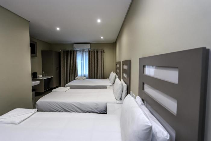 plm palace lodge