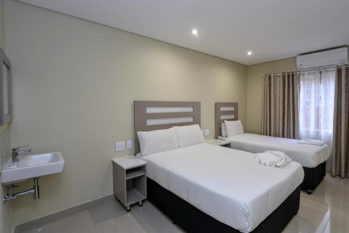 plm palace lodge