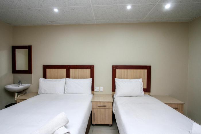 plm palace lodge
